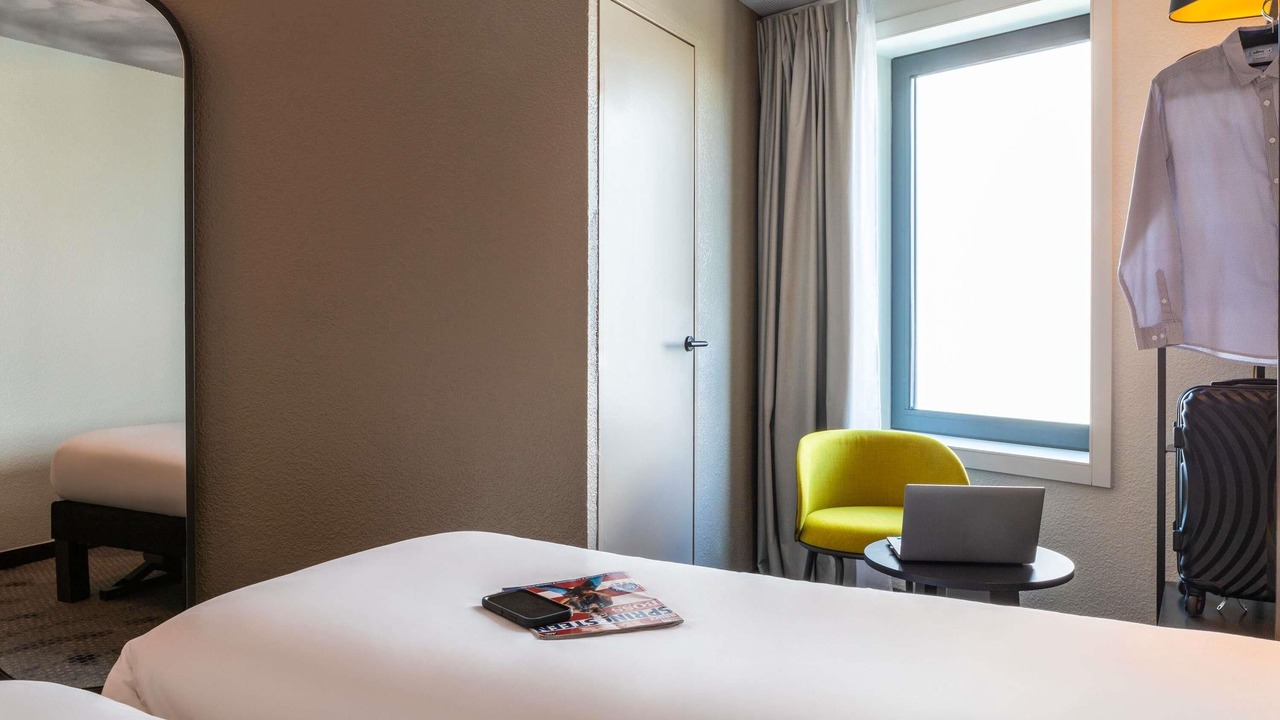 Photo of Bedroom in Orly