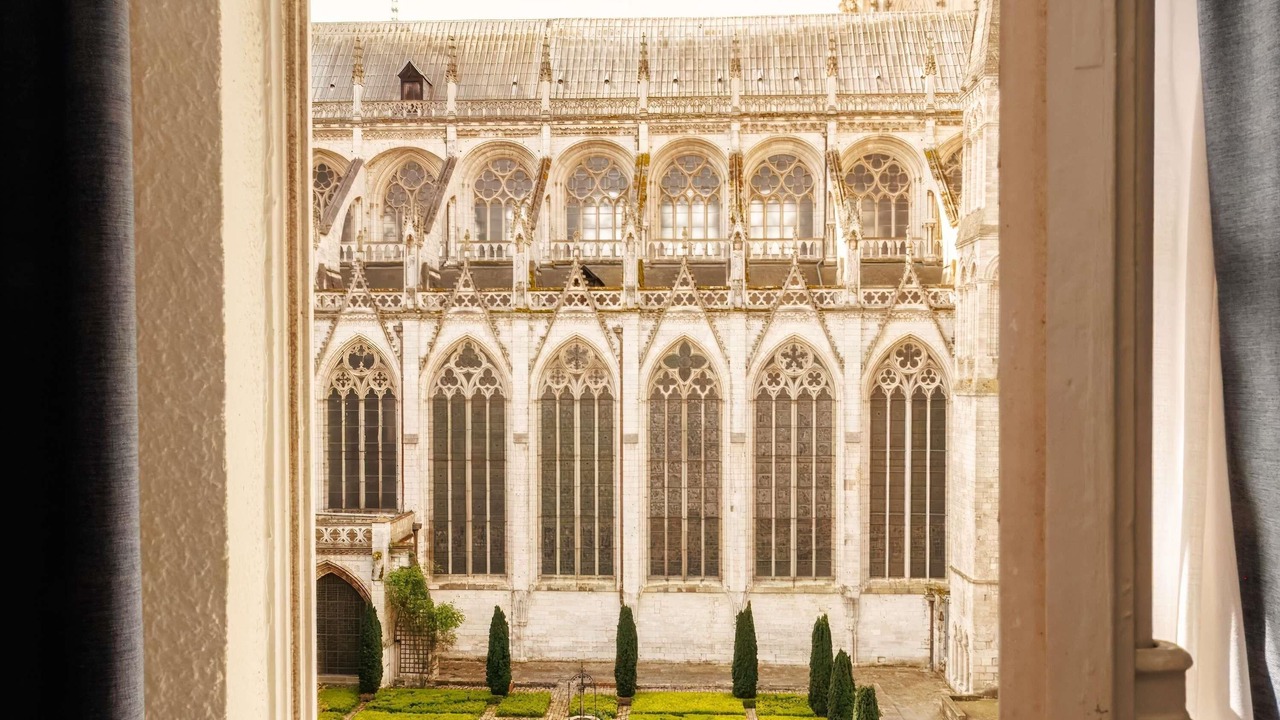 Photo of Bedroom in Rouen City Centre