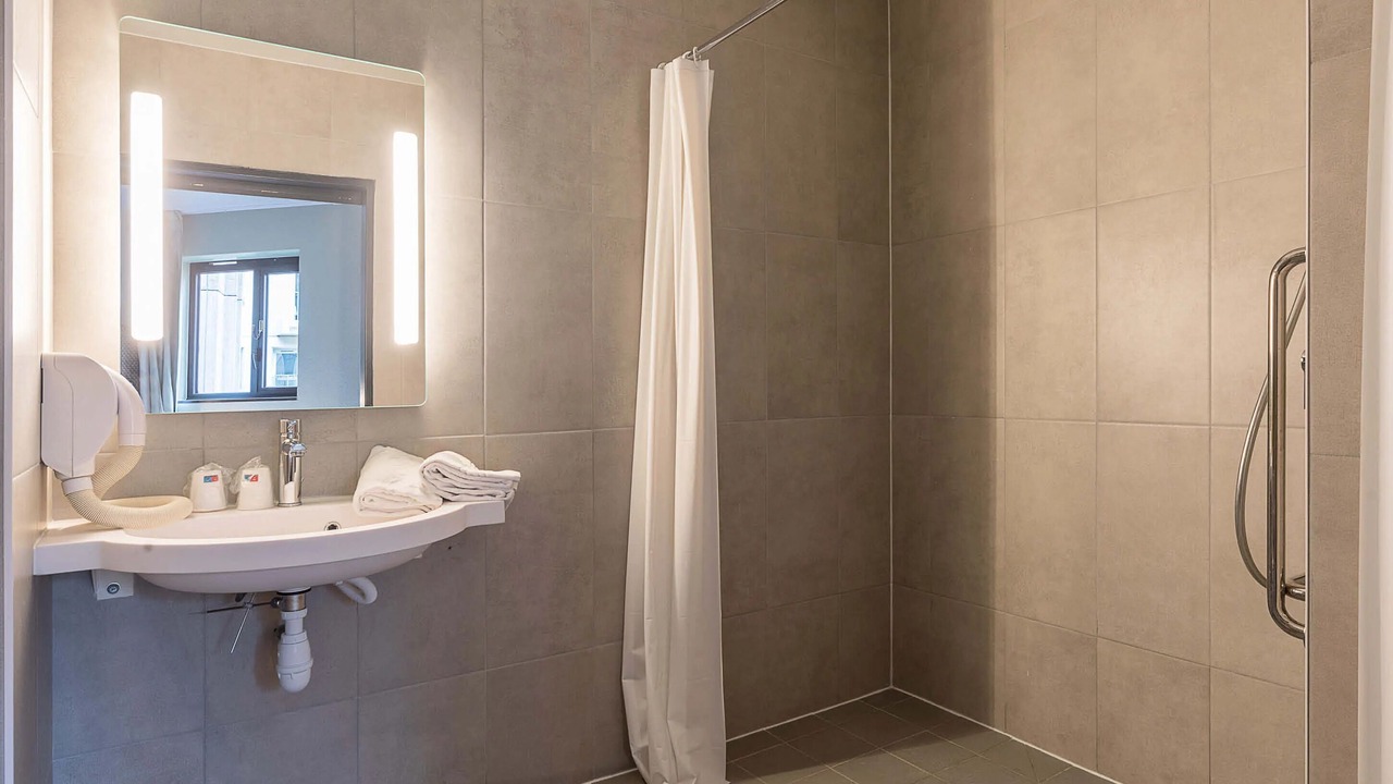 Photo of Bathroom in Centre Ville Rive Gauche