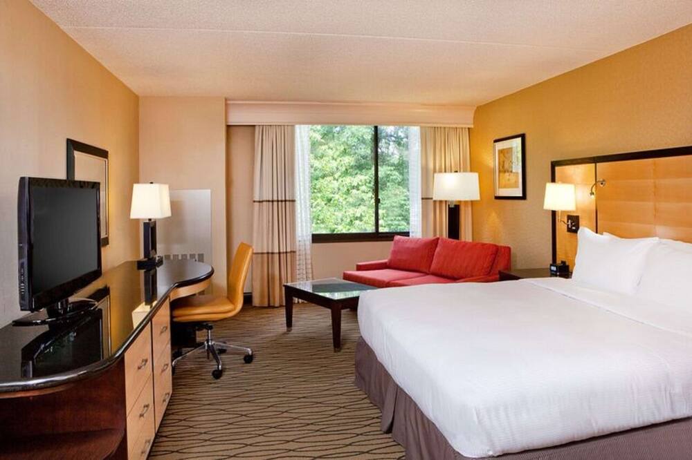 Photo of Bedroom in Woodcliff Lake