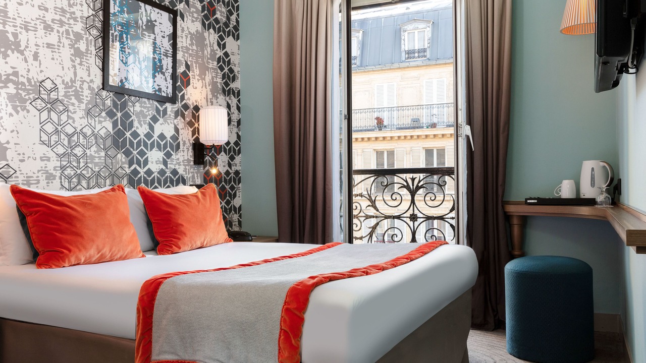 Photo of Bedroom in 5th Arrondissement