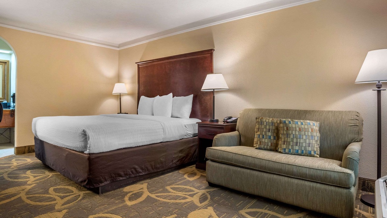 Photo of Bedroom in Gonzales