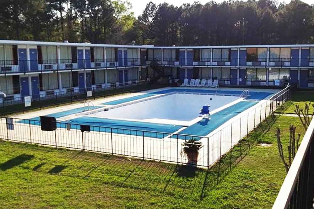 Photo of Outdoor in New Llano