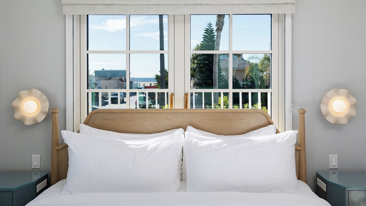 Photo of Bedroom in Balboa Peninsula