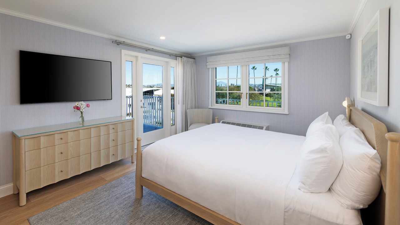 Photo of Bedroom in Balboa Peninsula