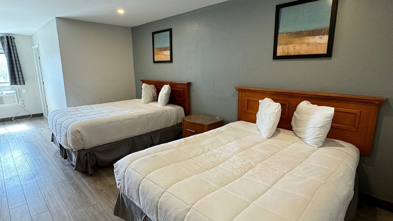 Photo of Bedroom in Moosic