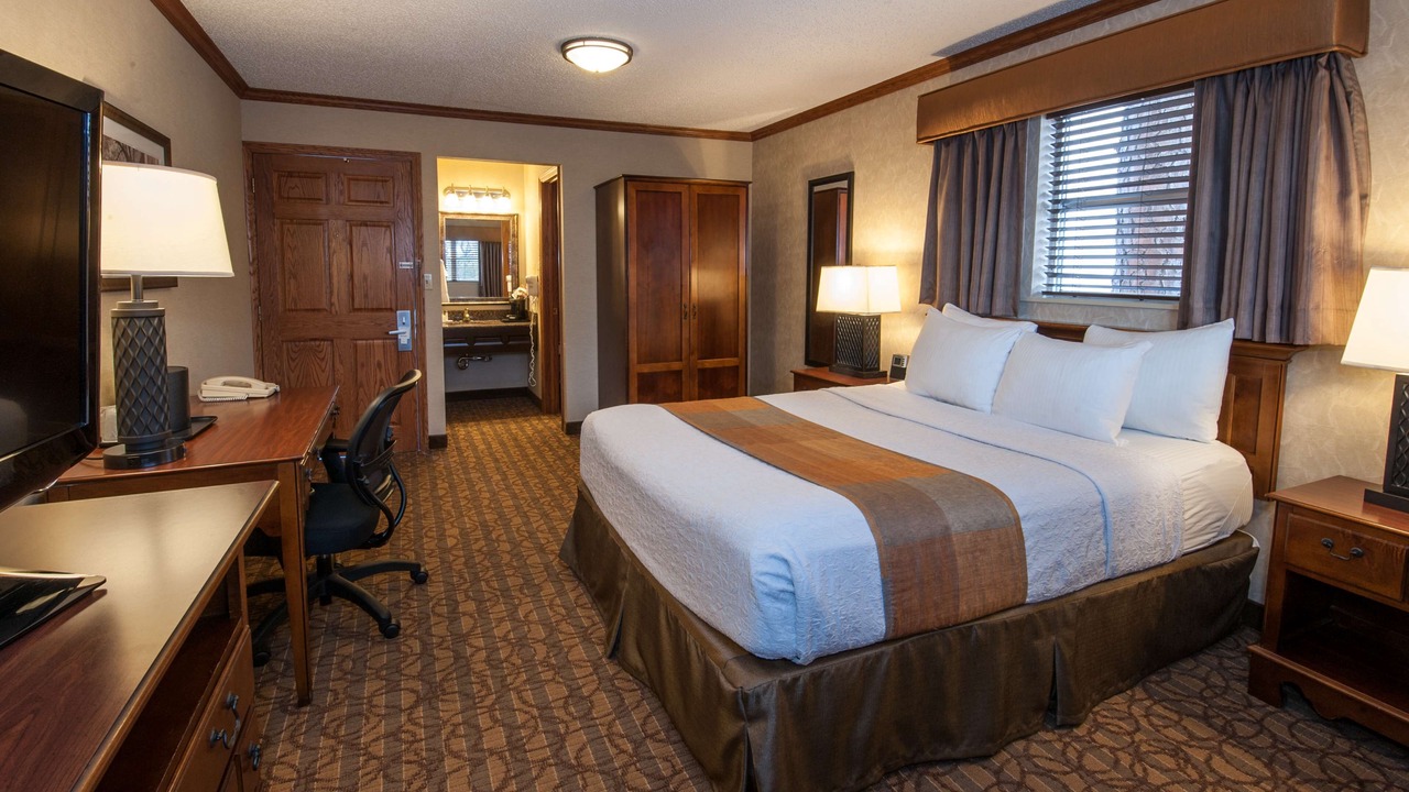 Photo of Bedroom in Eureka Springs Historic District