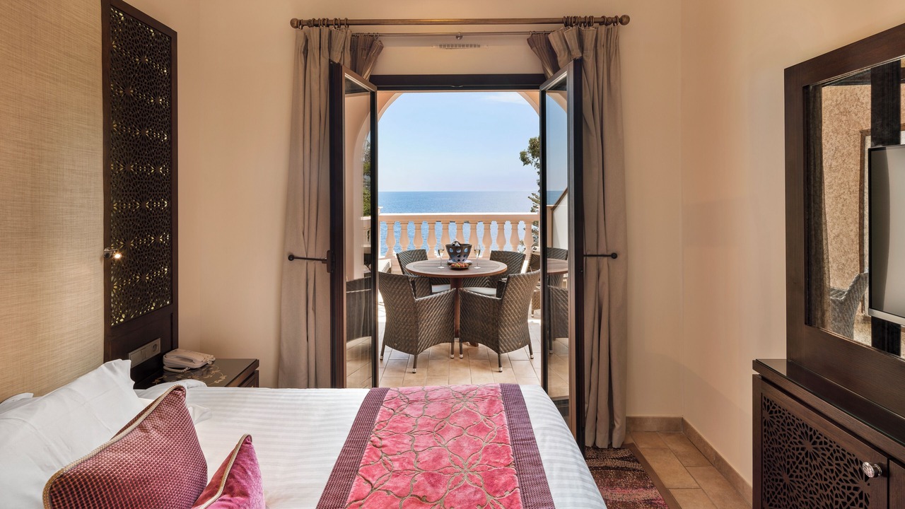 Photo of Bedroom in Theoule-sur-Mer