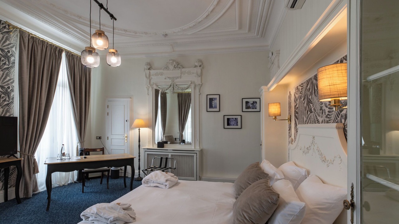 Photo of Bedroom in Downtown Angers