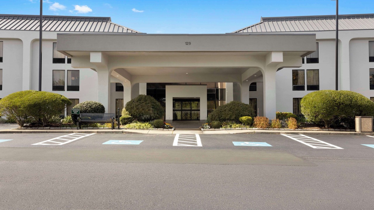 Photo of Outdoor in Milford