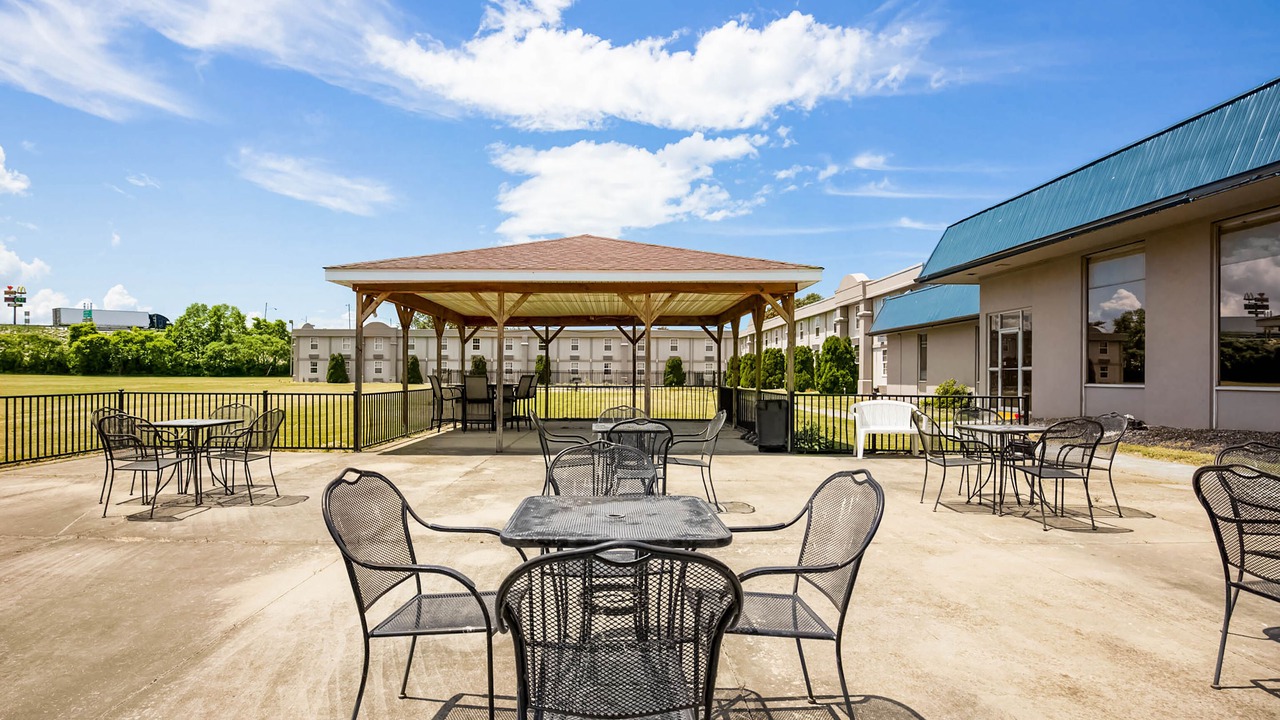 Photo of Patio Balcony in Conneaut