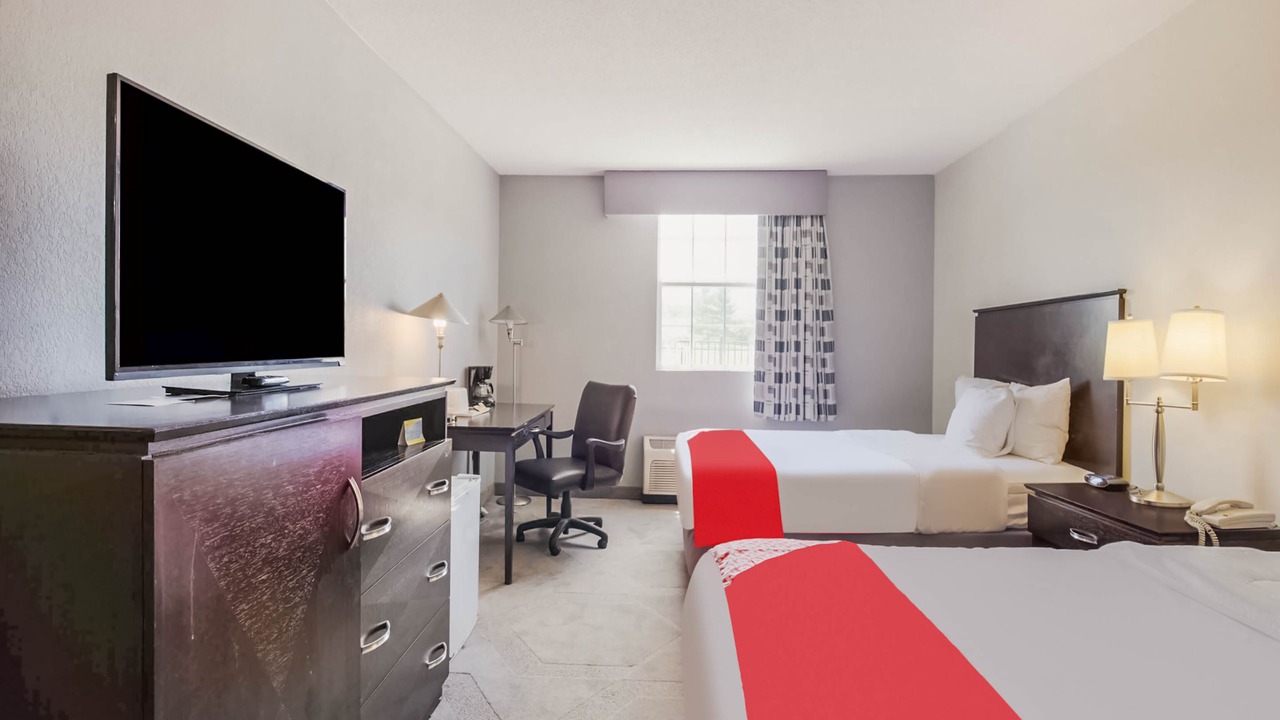 Photo of Bedroom in Conneaut