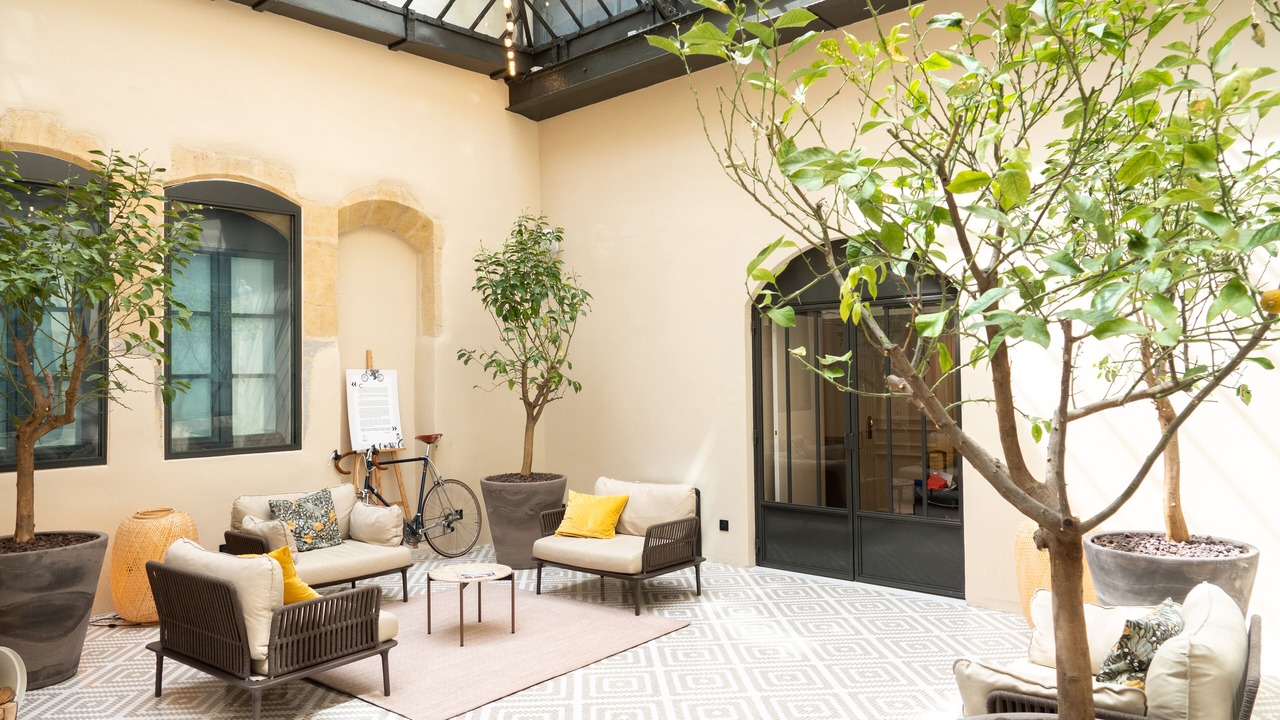 Photo of Patio Balcony in Old Lyon