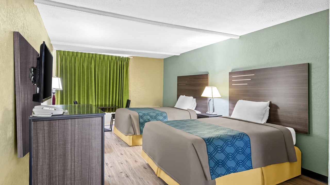 Photo of Bedroom in Tucker