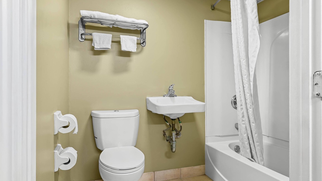 Photo of Bedroom in Tucker