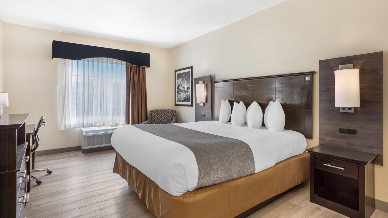 Photo of Bedroom in Massapequa Park