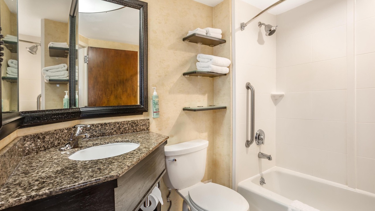 Photo of Bathroom in Massapequa Park