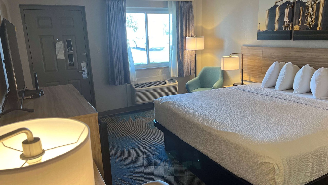 Photo of Bedroom in Hays