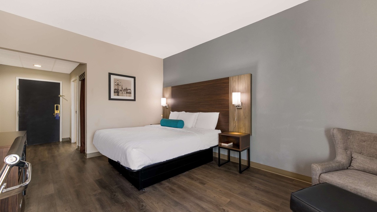 Photo of Bedroom in Albemarle