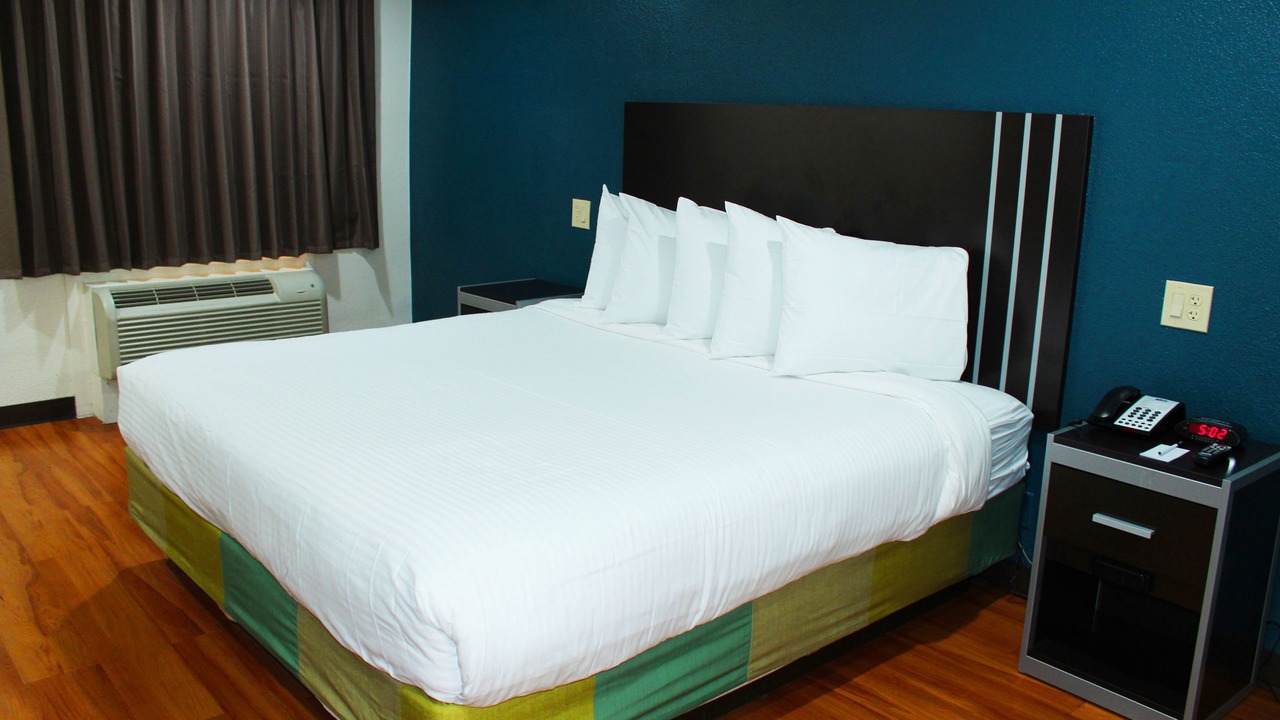 Photo of Bedroom in Buckner Terrace - Everglade Park