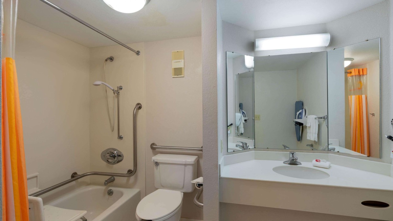 Photo of Bathroom in Cheyenne