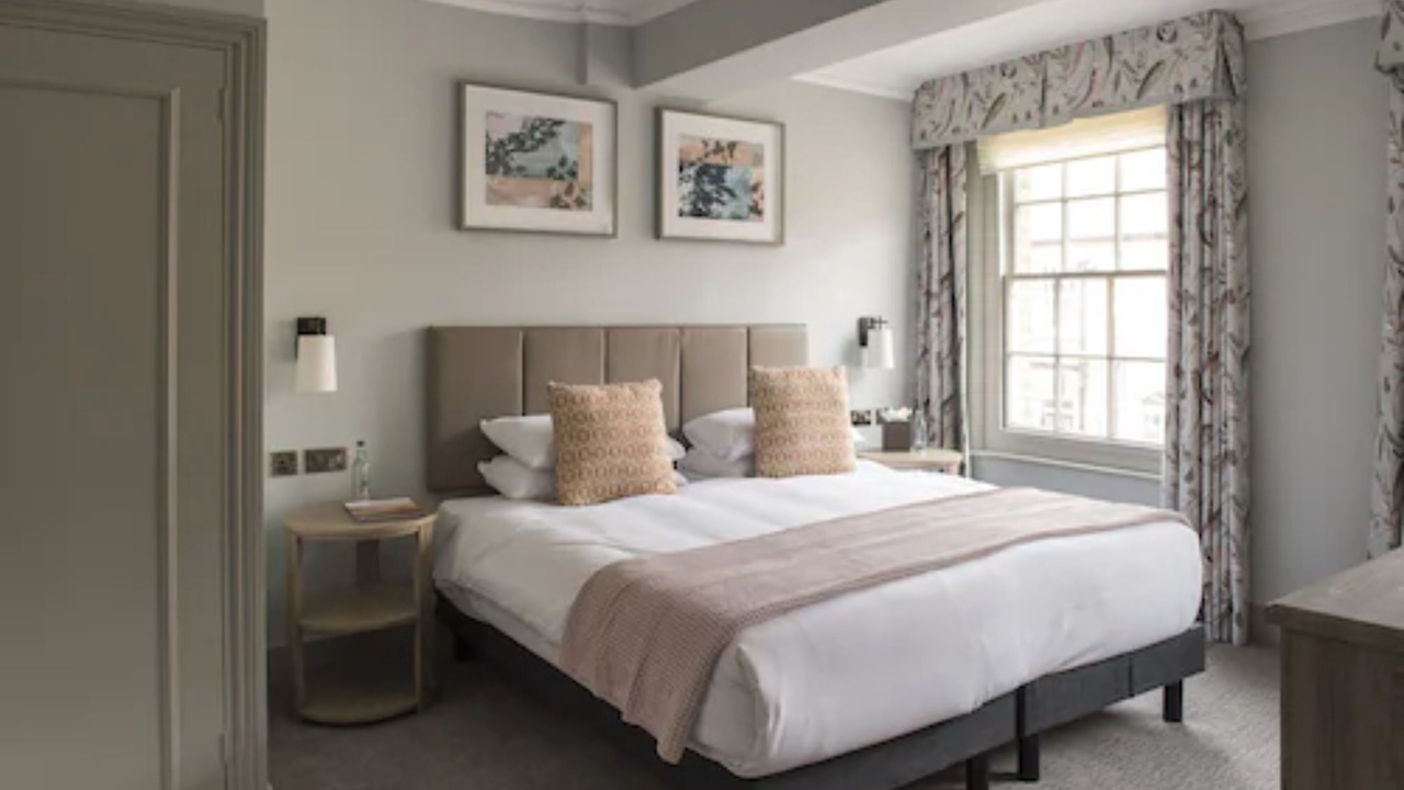 Photo of Bedroom in Farnham