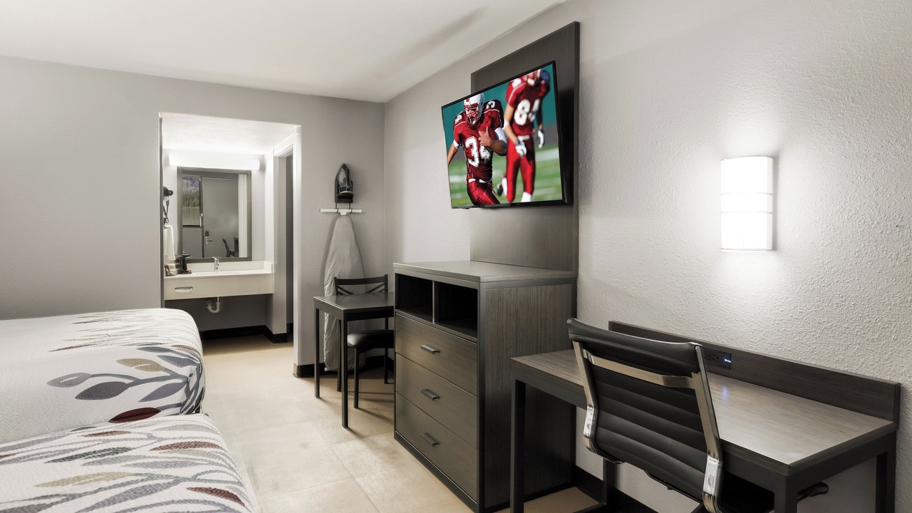 Photo of Bedroom in Alexandria