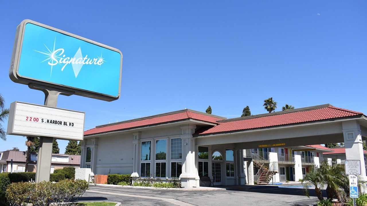 Photo of Outdoor in Anaheim Resort