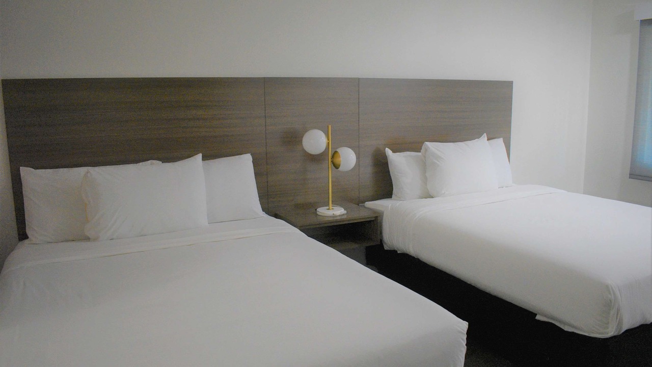 Photo of Bedroom in Anaheim Resort