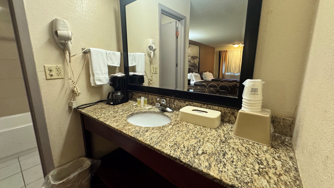 Photo of Bathroom in Laurel