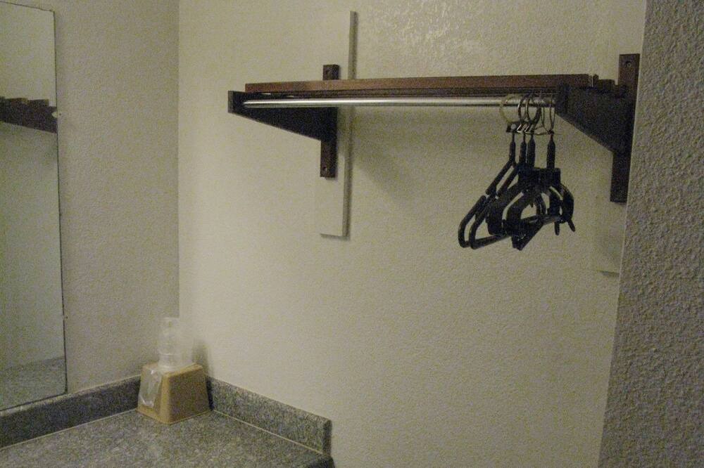 Photo of Bathroom in Port Lavaca