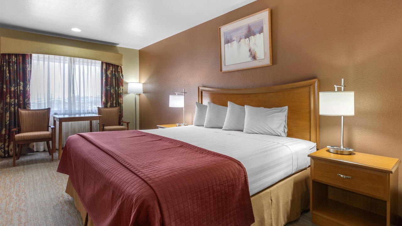 Photo of Bedroom in Chinle