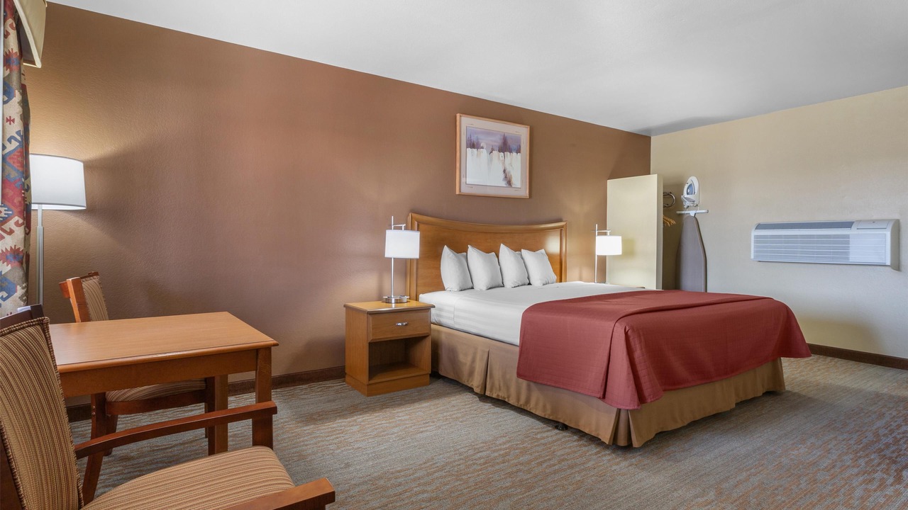 Photo of Bedroom in Chinle