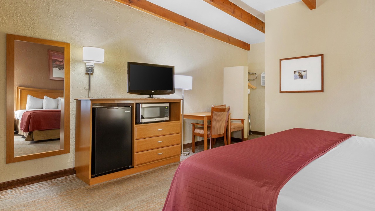 Photo of Bedroom in Chinle
