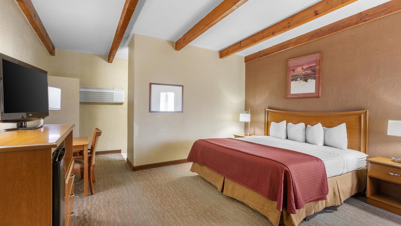 Photo of Bedroom in Chinle