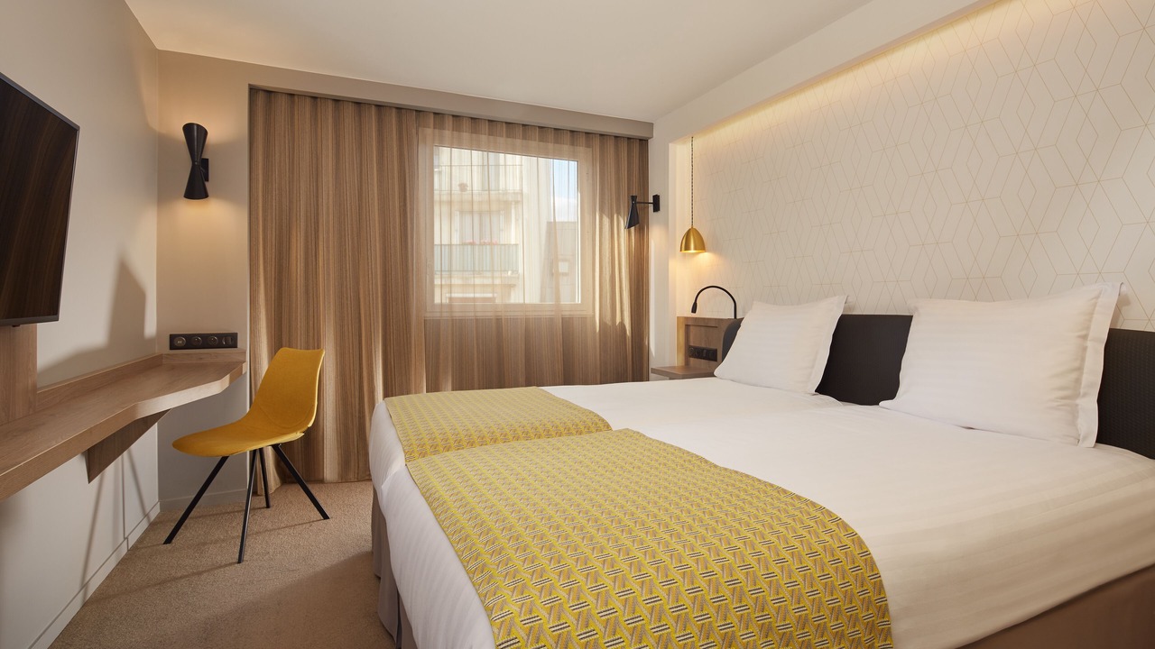 Photo of Bedroom in 16th Arrondissement
