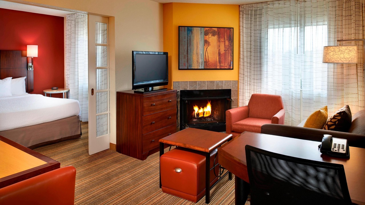 Photo of Livingroom in Warren