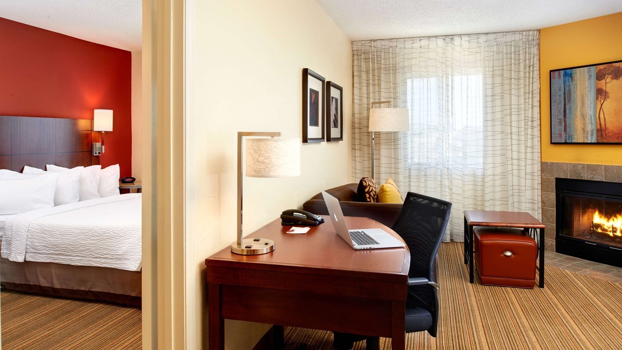 Photo of Livingroom in Warren