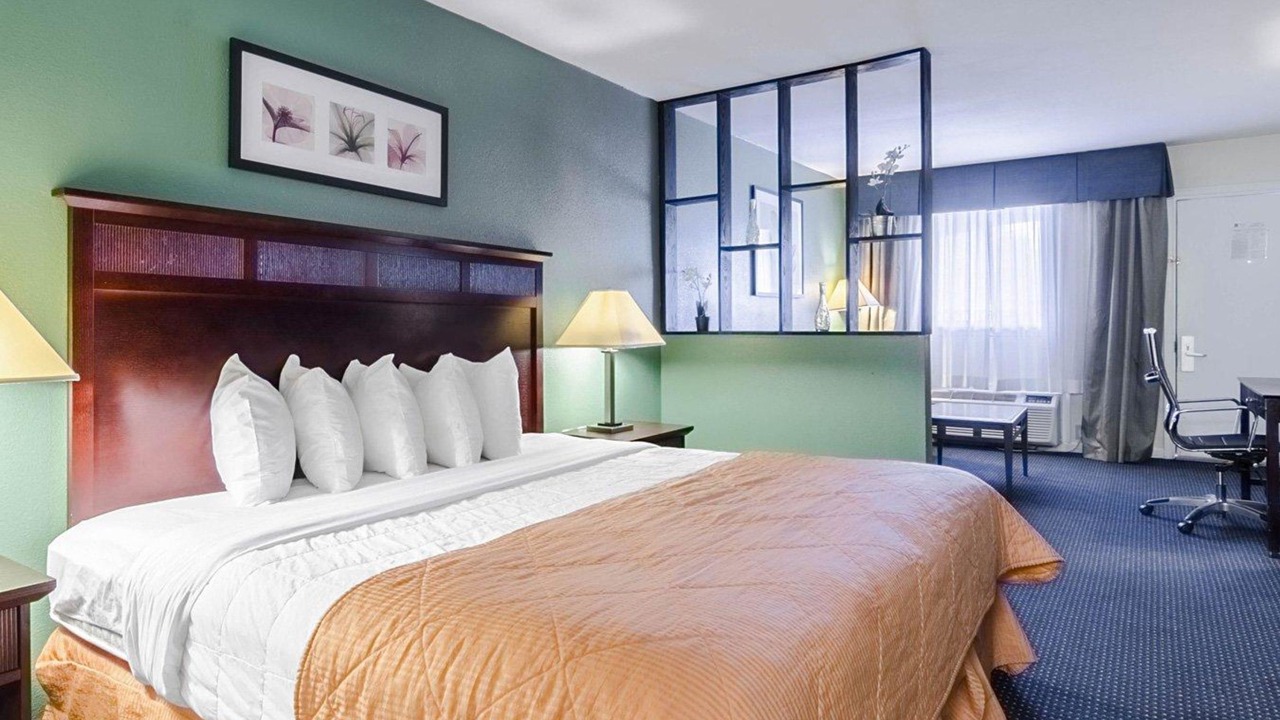 Photo of Bedroom in Williamsburg