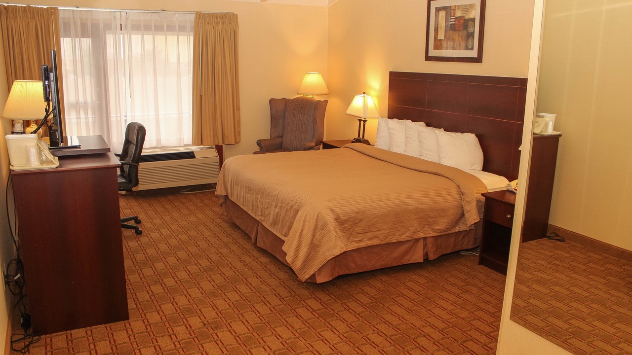 Photo of Bedroom in Cheektowaga