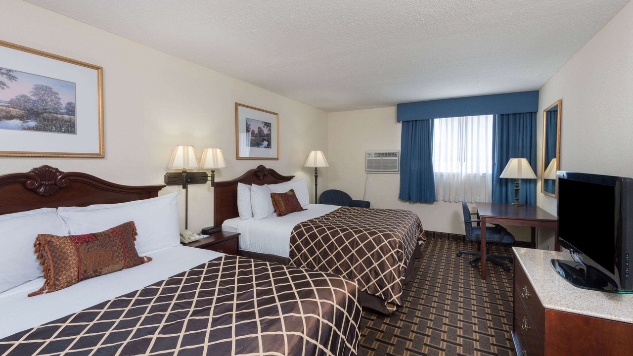 Photo of Bedroom in Osage Beach