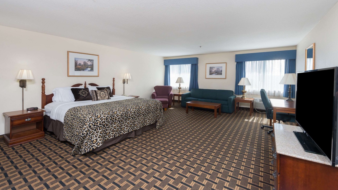 Photo of Bedroom in Osage Beach