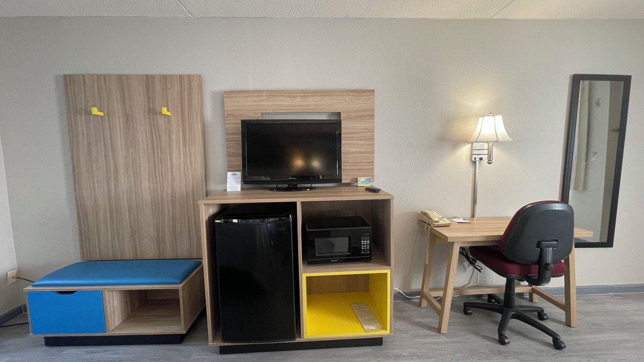 Photo of Bedroom in Salina