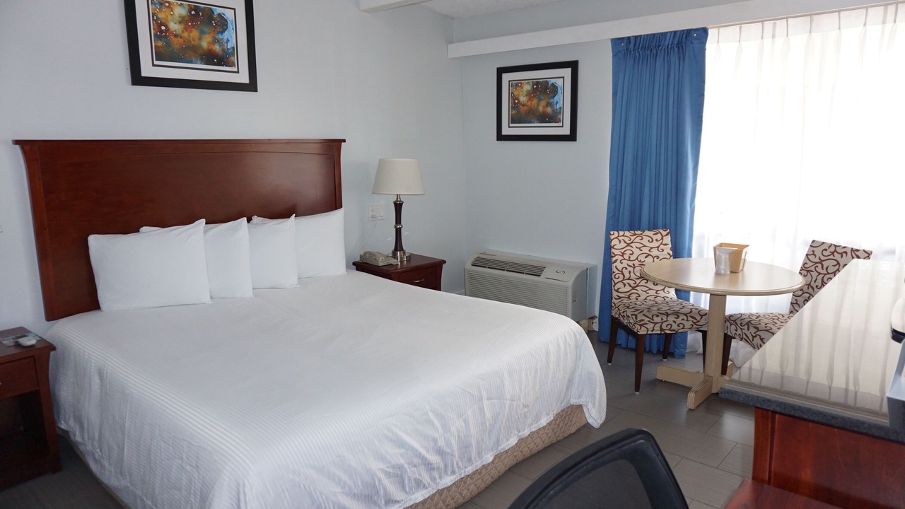 Photo of Bedroom in North Central Hollywood