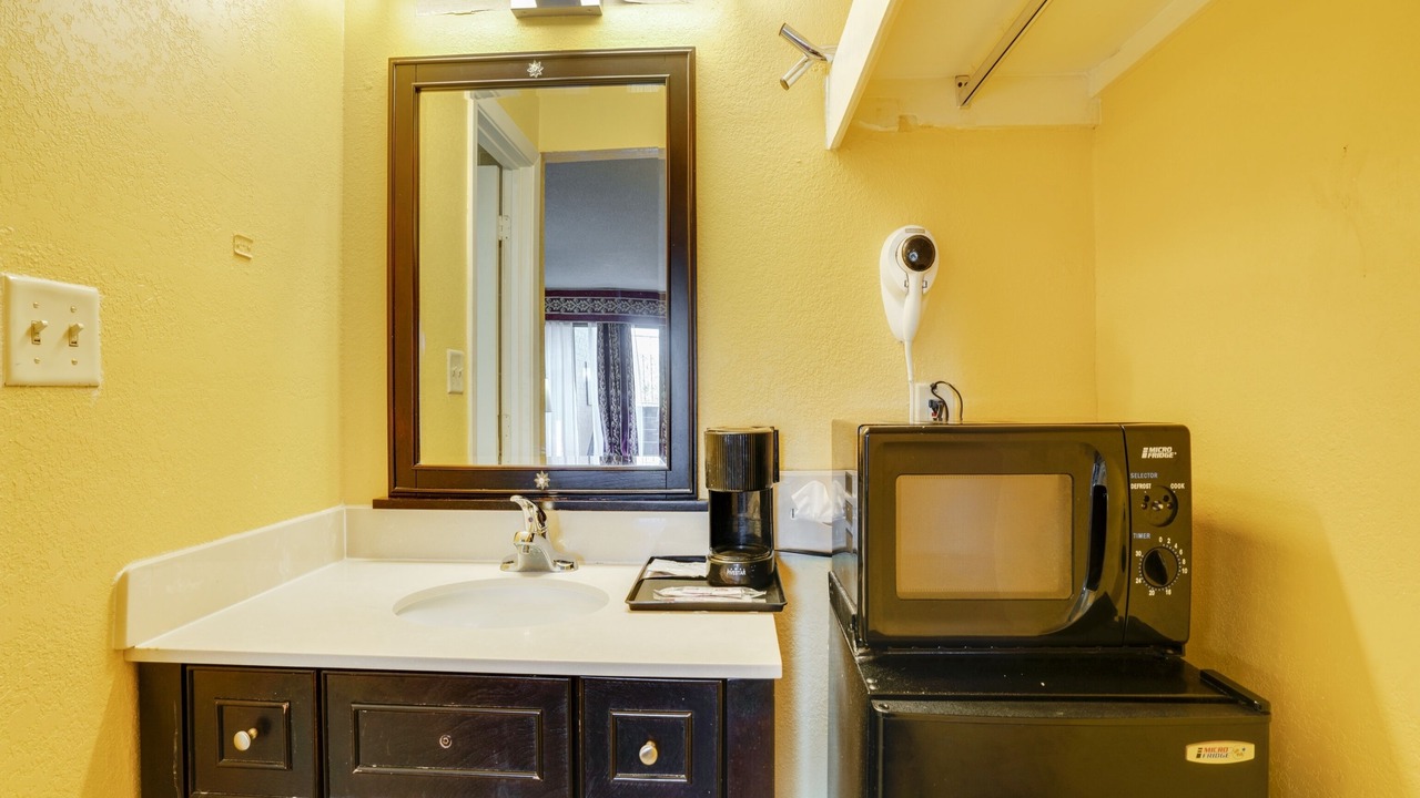 Photo of Bathroom in Cape Fear