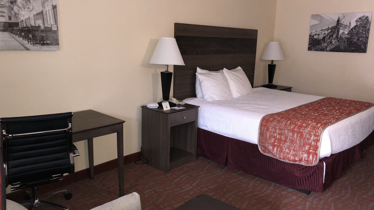 Photo of Bedroom in Monmouth Junction