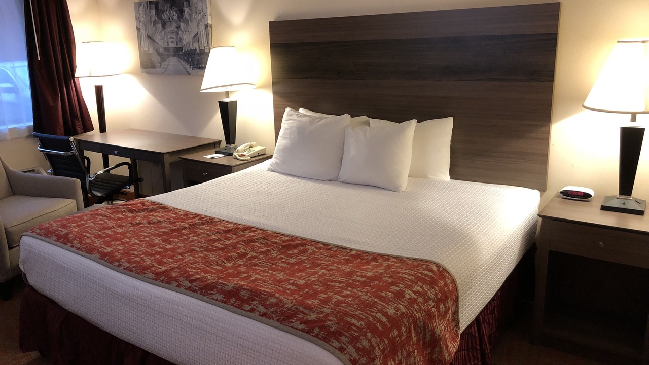 Photo of Bedroom in Monmouth Junction