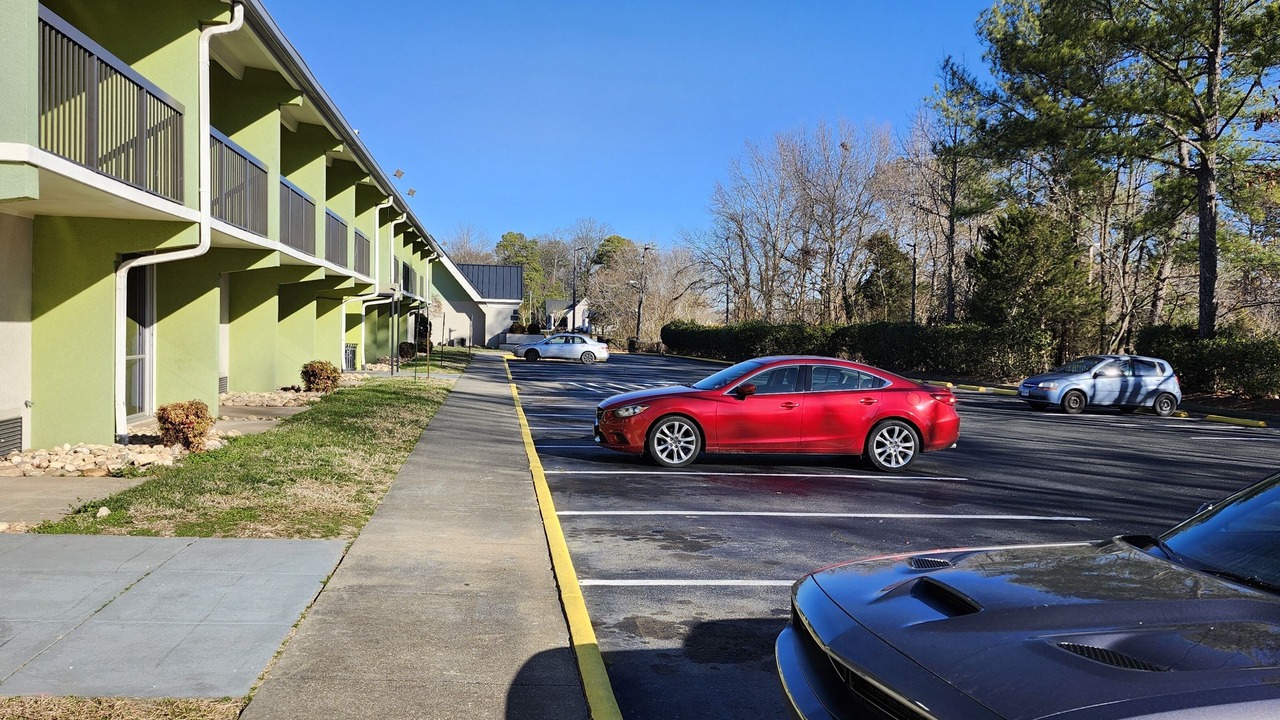 Photo of Others in Mosby