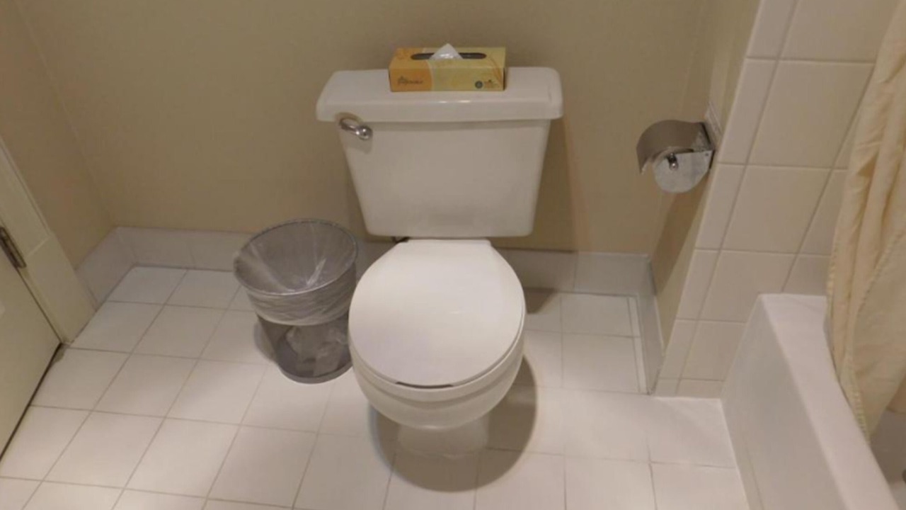 Photo of Bathroom in Downtown Oakland