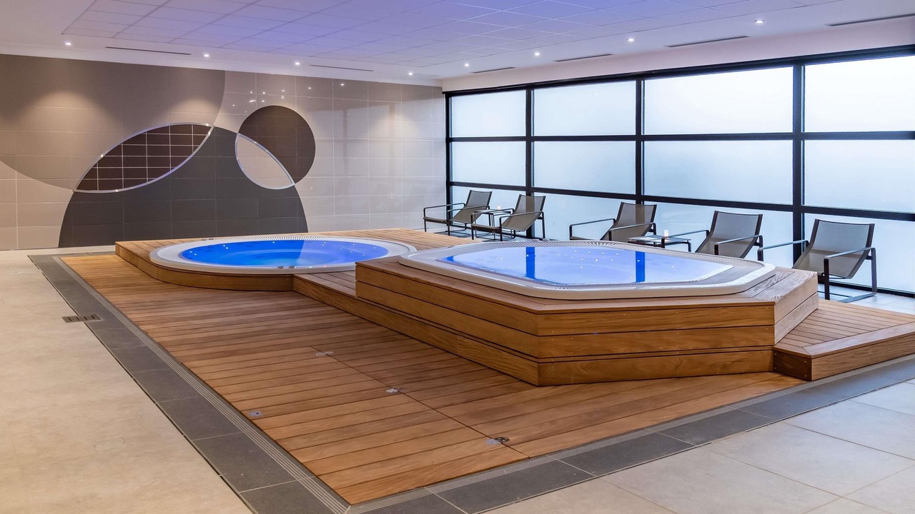 Photo of Others in Magny-les-Hameaux